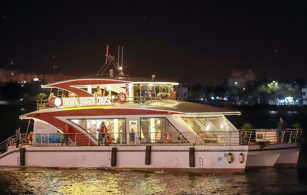 Danang Dragon Cruise