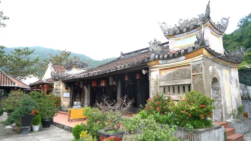 Chua-hai-tang-1