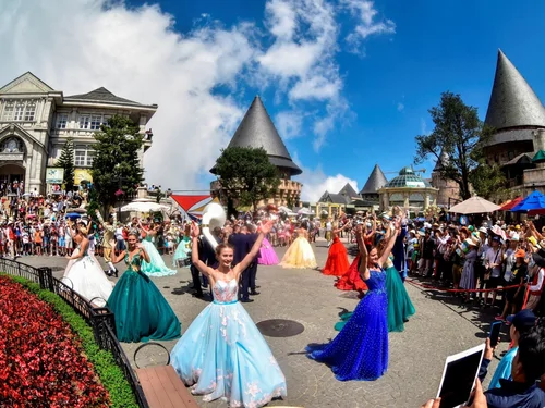 le-hoi-carnival-ba-na-hill-da-nang-1