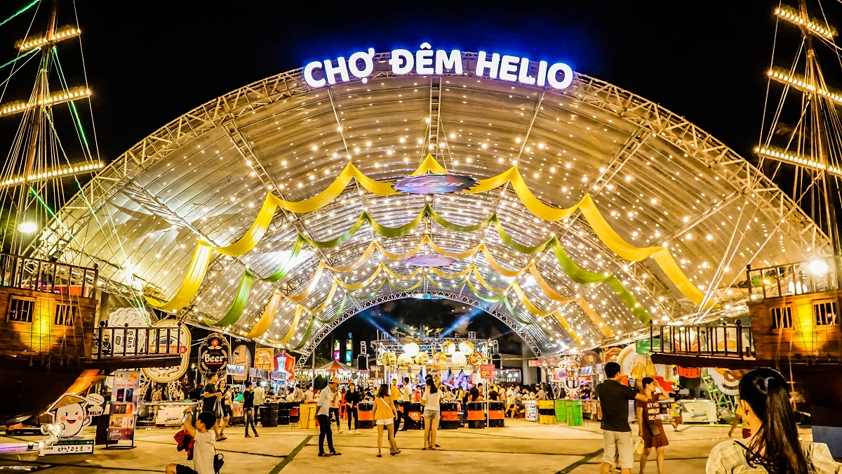 Cho-dem-helio