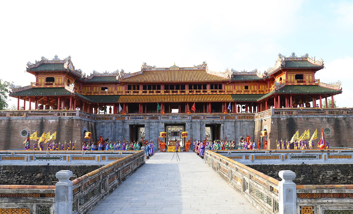 Cổng NGọ Môn