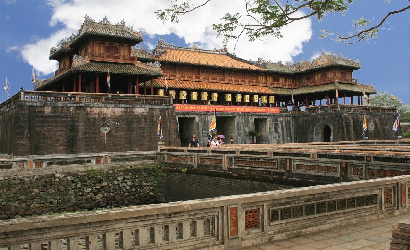 Tu-Cam-Thanh-Hue