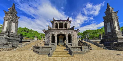 Lang-Khai-Dinh1