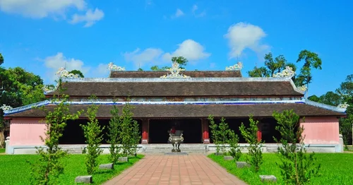 Dien-Dai-Hung