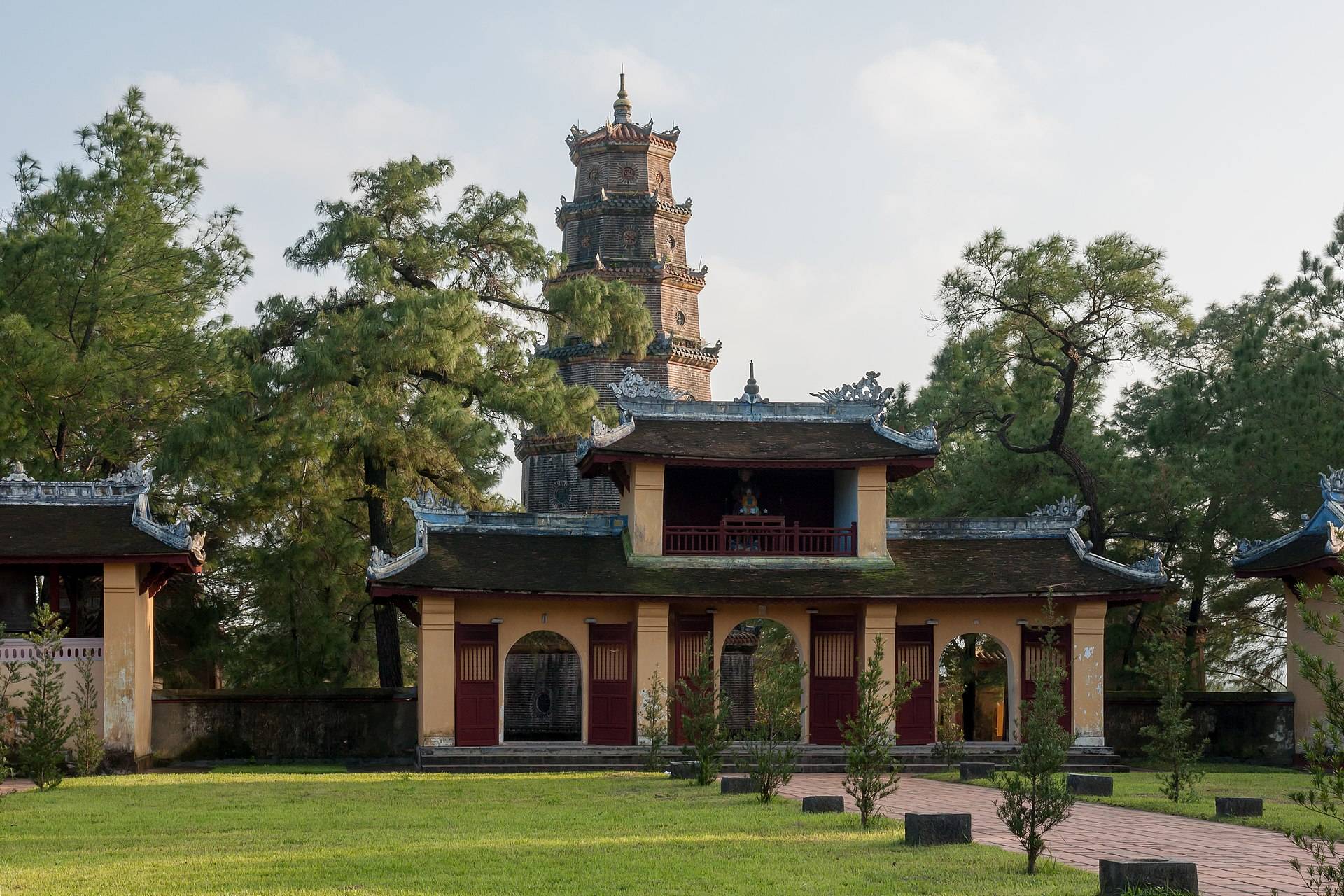 Thap-Phuoc-Duyen