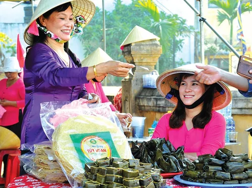 Banh-Trang-tuy-loan-lamqua Banh-Trang-tuy-loan-lamqua