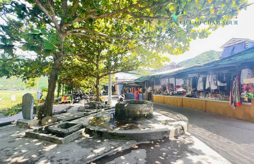 Dạo làng chài Bãi Làng, nơi cano cập bến