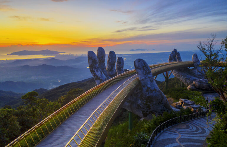 Cầu Vàng Bà Nà Hills