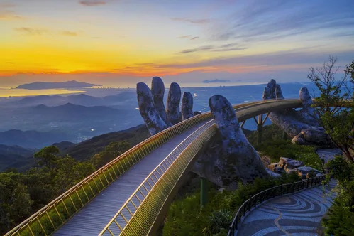 Không gian kiến trúc châu Âu giữa mây trời